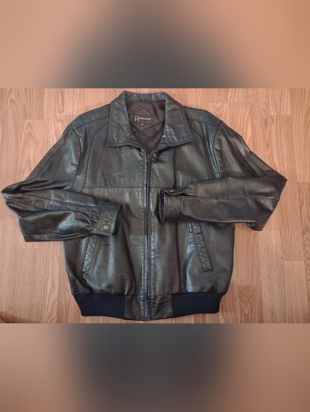 VINTAGE MEMBERS ONLY Genuine Leather Moto Style Jacket. Mens. Size 46. Black.